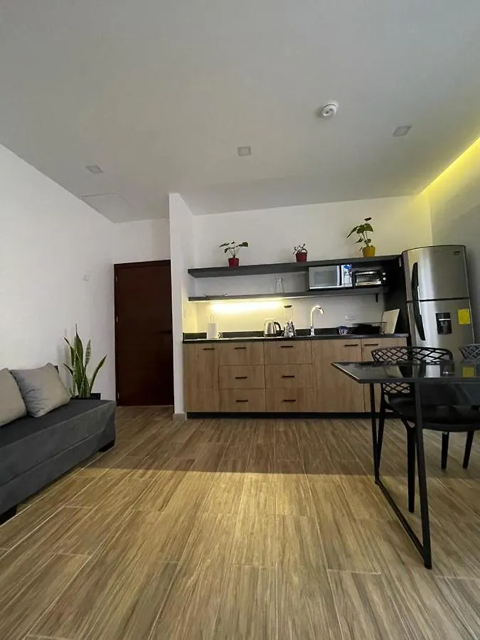 Kiran Lodging גוויאקיל דירה